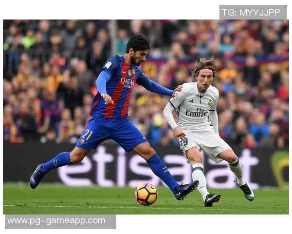 中超经典对决巴萨与皇马战成平局神扑时刻引发全场热烈反响