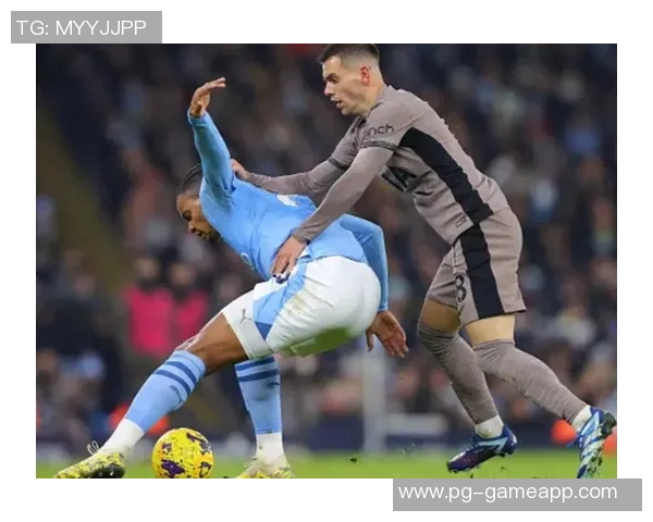 西甲焦点战阿森纳与曼城战平乌龙球引发争议判罚全场沸腾