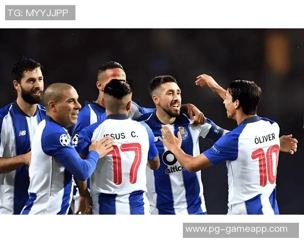 德甲精彩对决波尔图大胜多特蒙德帽子戏法引发全场狂欢