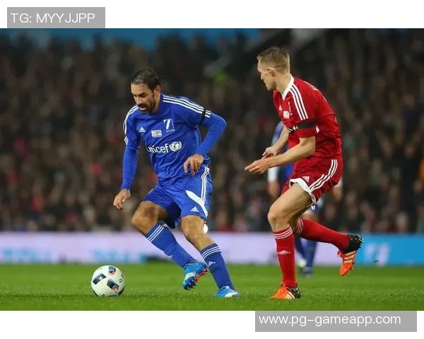 友谊赛精彩回顾马竞与多特蒙德战成平局逆转瞬间引发全场热烈欢呼