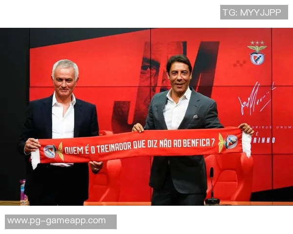 欧联杯惊天冷门本菲卡狂胜多特蒙德红牌事件引发全场热议