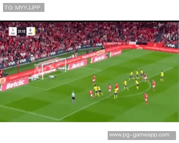 友谊赛精彩回顾里昂大胜本菲卡帽子戏法引爆全场激情 友谊赛精彩回顾里昂大胜本菲卡帽子戏法引爆全场激情