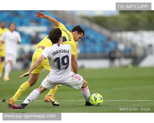 欧冠震撼战役里昂6-2狂胜曼城帽子戏法点燃全场激情